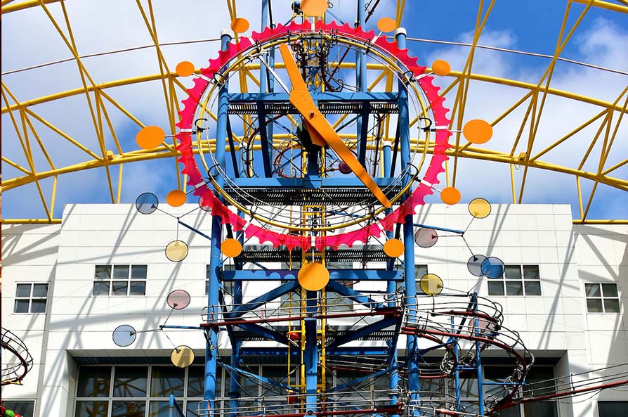 Fort Lauderdale things to do, Museum of Discovery and Science Gravity Clock.