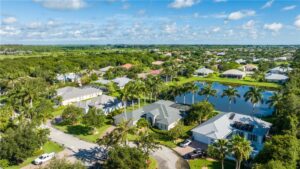 Family in Davie is hiring a part-time nanny job in Davie Florida. Plantation Florida area homes aerial view.